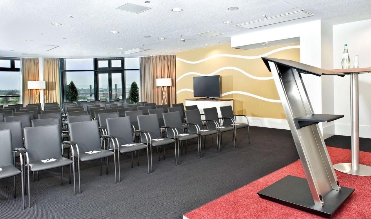 Radisson Blu Hotel Rostock Exterior photo