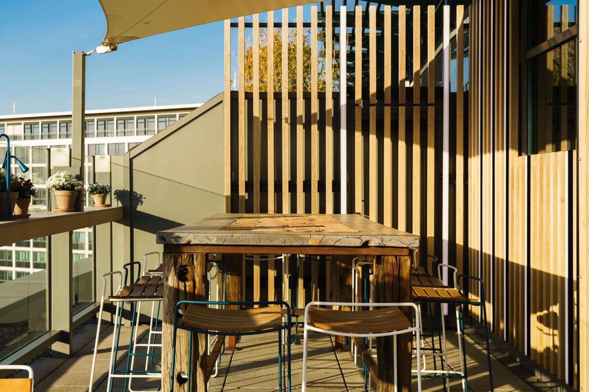 Radisson Blu Hotel Rostock Exterior photo